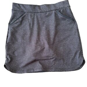 Peter Millar Black w Purple Petal Hem Performance Golf Skort Skirt‎ Size Small